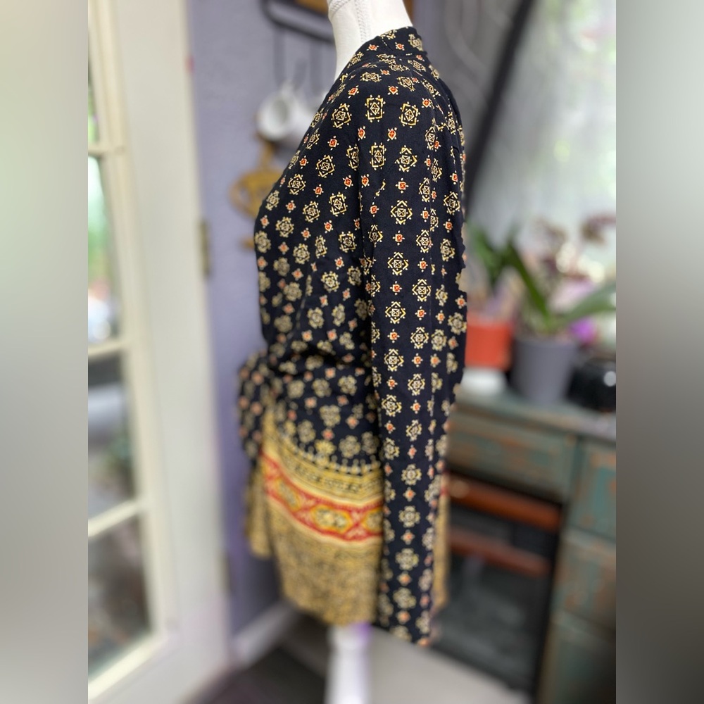 Solitaire Black And Gold Patterned One Button Tie… - image 2